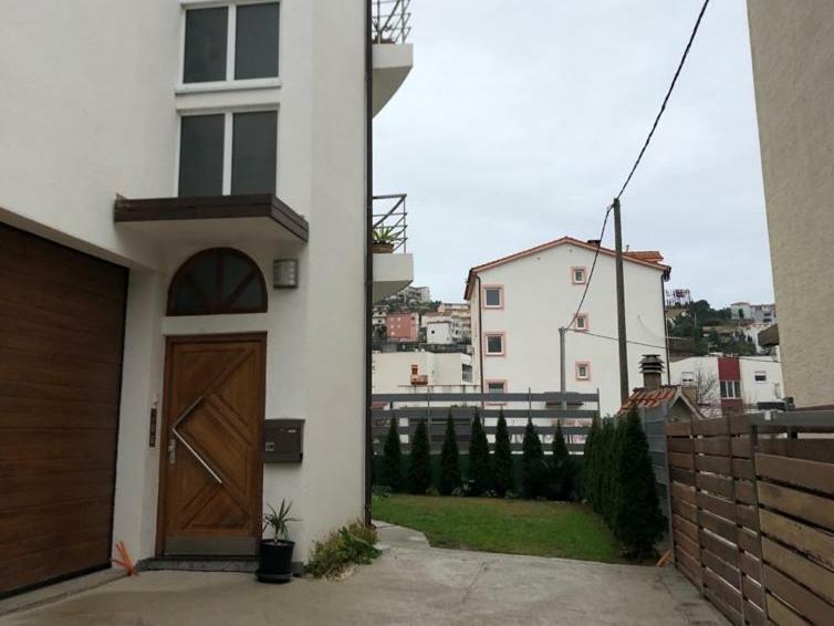 Apartman Aqua Podstrana Bagian luar foto
