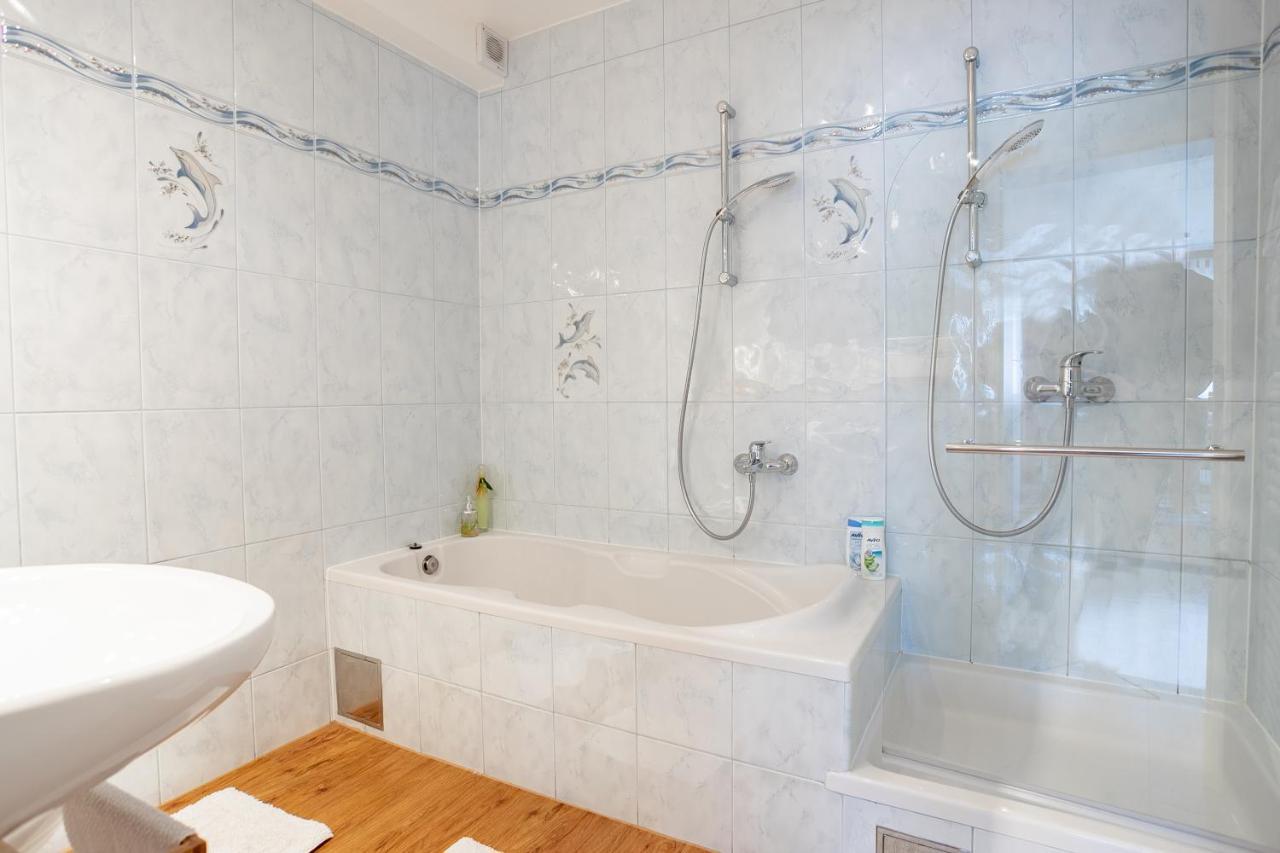 Apartman Aqua Podstrana Bagian luar foto