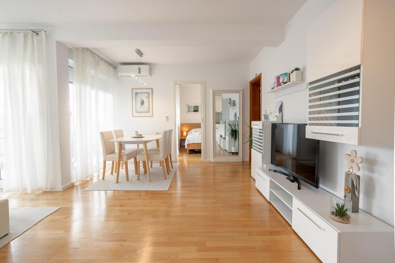 Apartman Aqua Podstrana Bagian luar foto